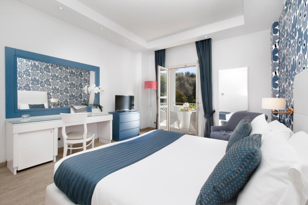 Atlantic Palace Hotel (Adults Only) Sorrento Buitenkant foto