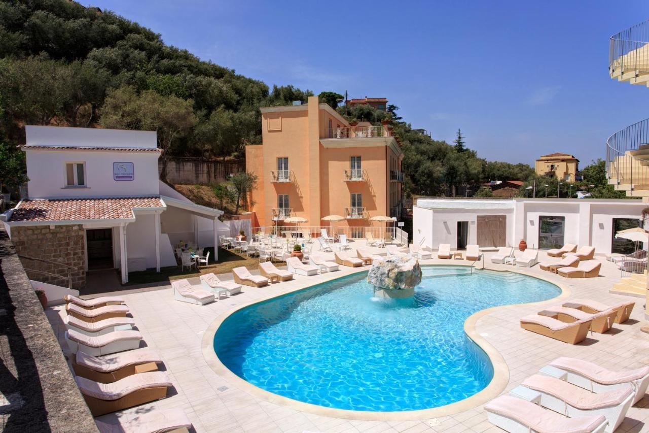 Atlantic Palace Hotel (Adults Only) Sorrento Buitenkant foto