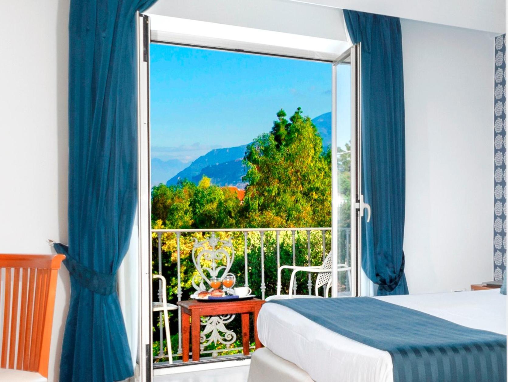 Atlantic Palace Hotel (Adults Only) Sorrento Buitenkant foto